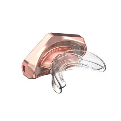 좋은 가격 재충전 가능한 LED 라이트 립 치료 실리콘 립 케어 줄여주기 립 라인 장치 온라인으로